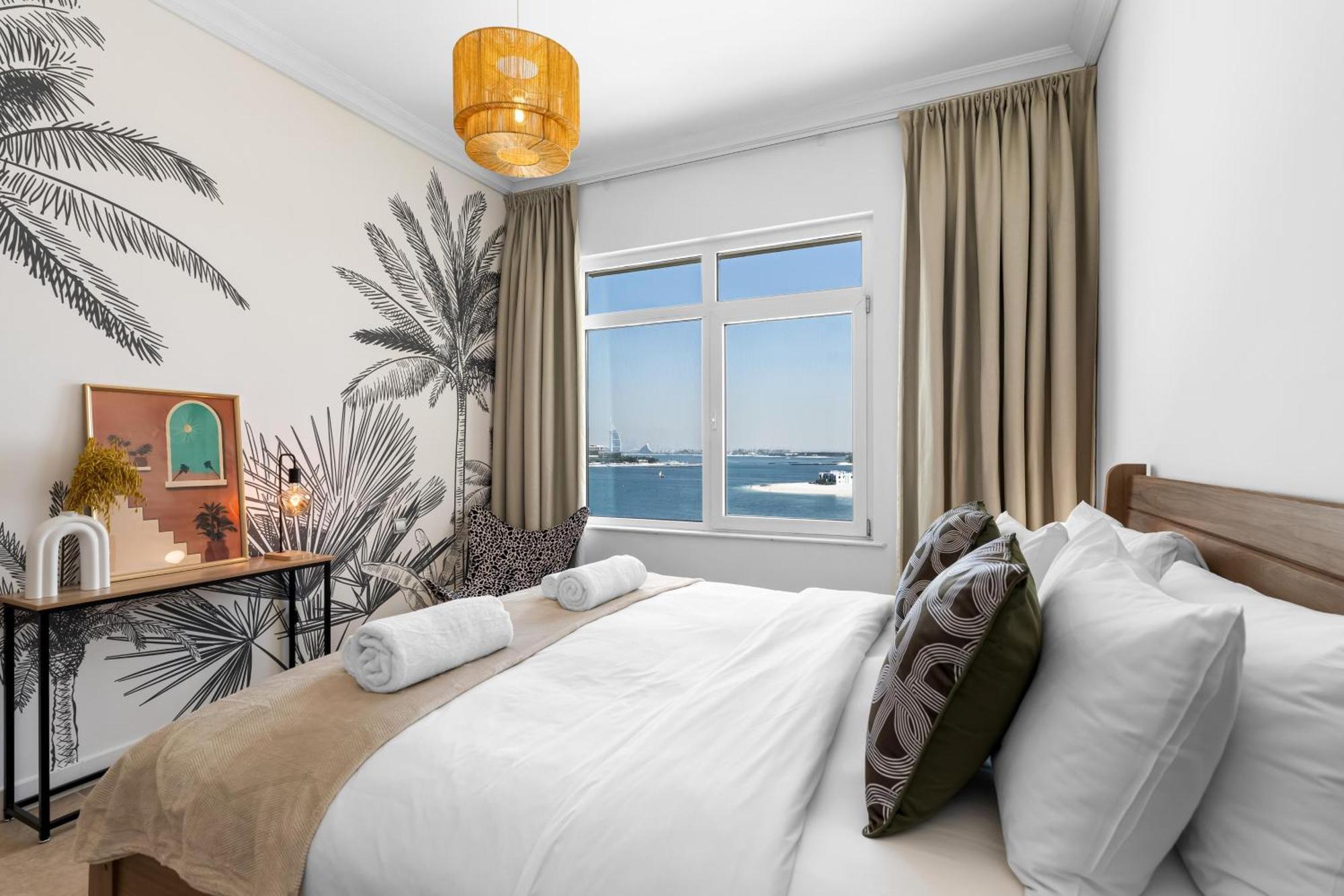 Private 2 Bedroom With Panoramic Sea View And Pool Palm Jumeirah *