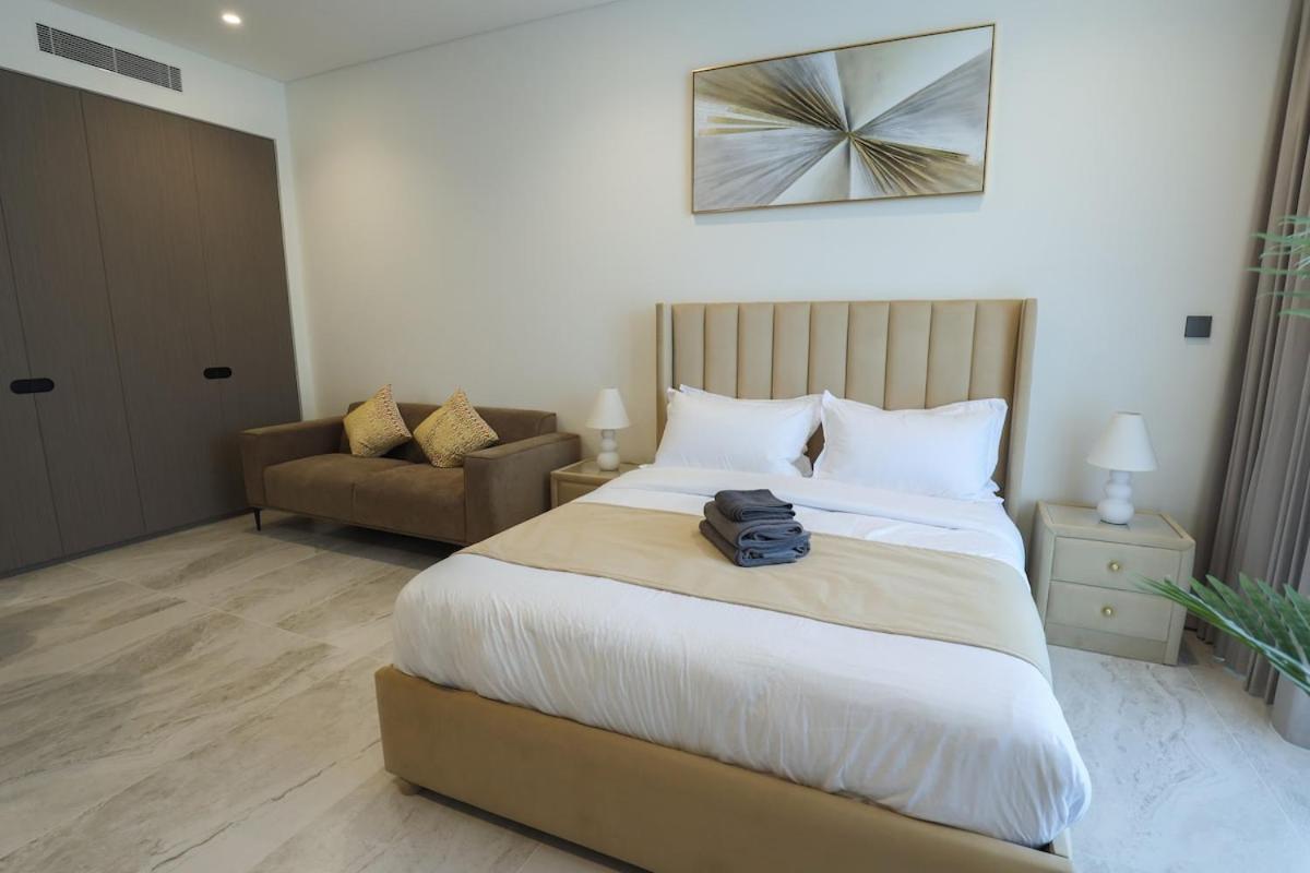 Stunning In Peninsula Five Apartment Dubai
