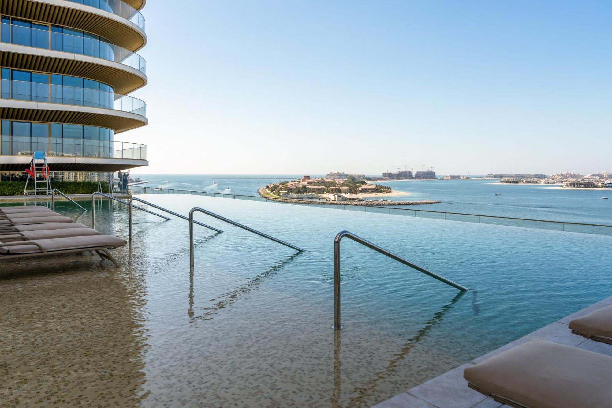 Sea-facing 1br At Beachfront 50 Off Eid Promo Dubai