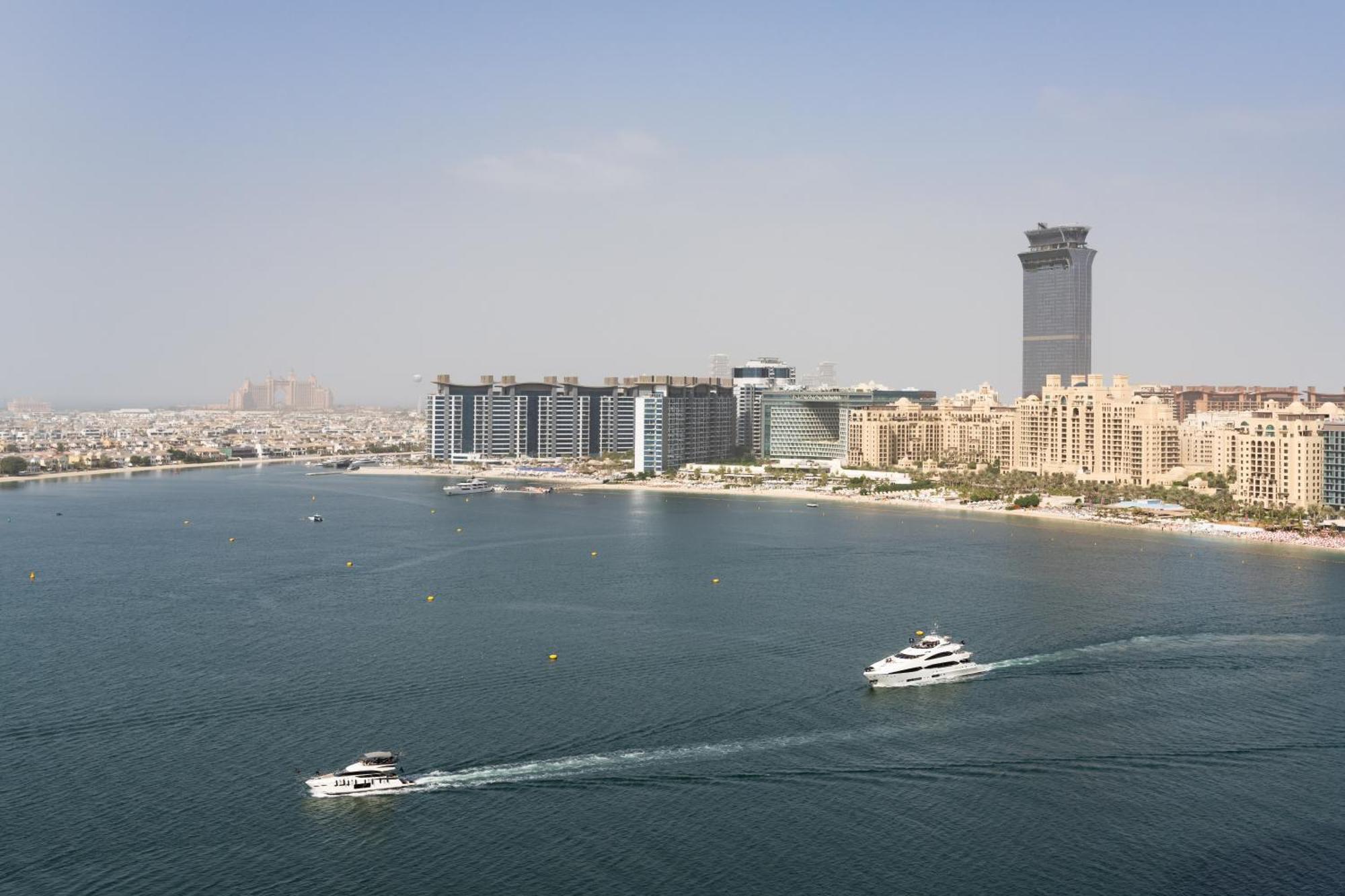 Sea-facing 1br At Beachfront 50 Off Eid Promo Apartment *