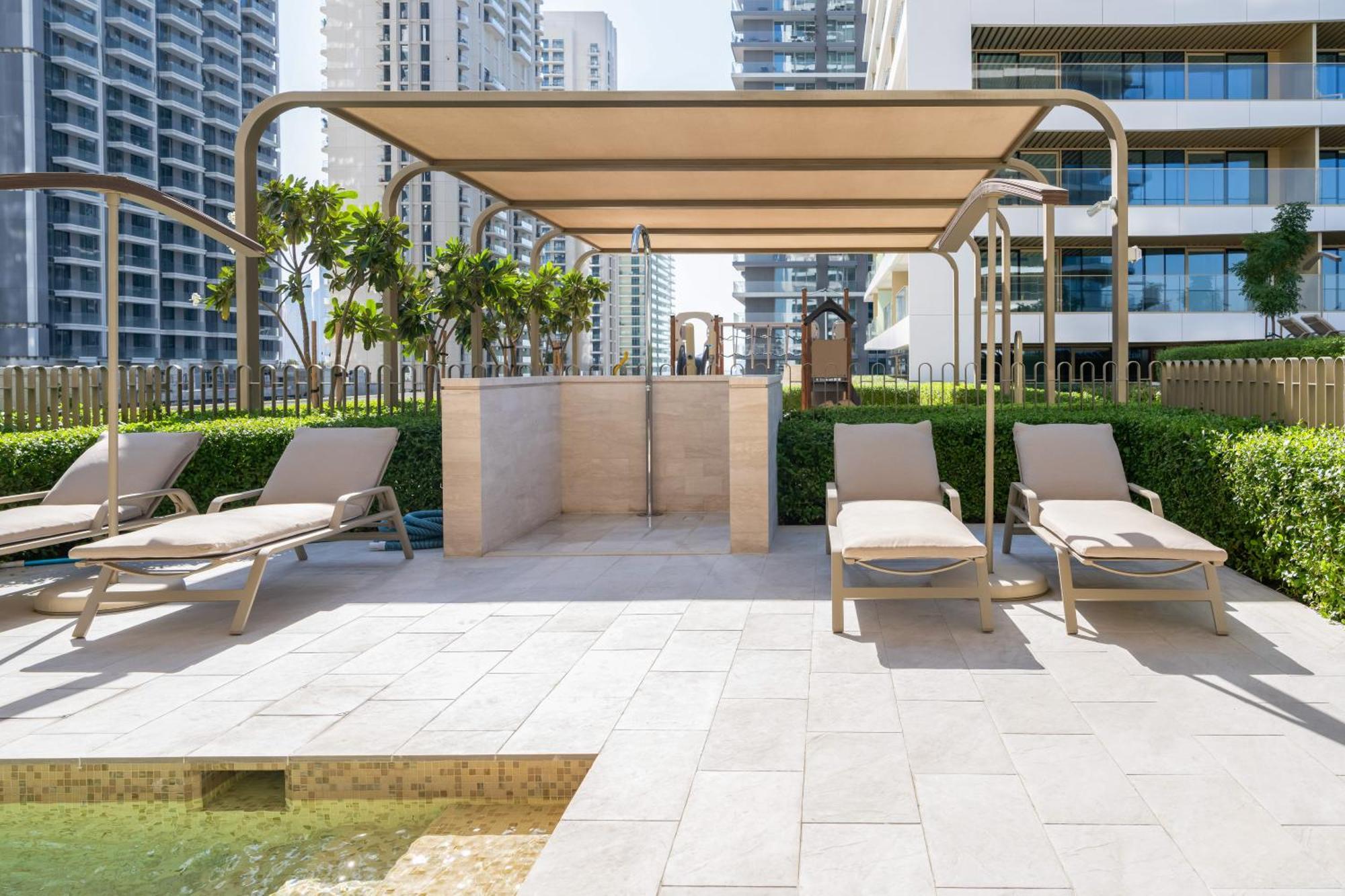 Sea-facing 1br At Beachfront 50 Off Eid Promo Apartment