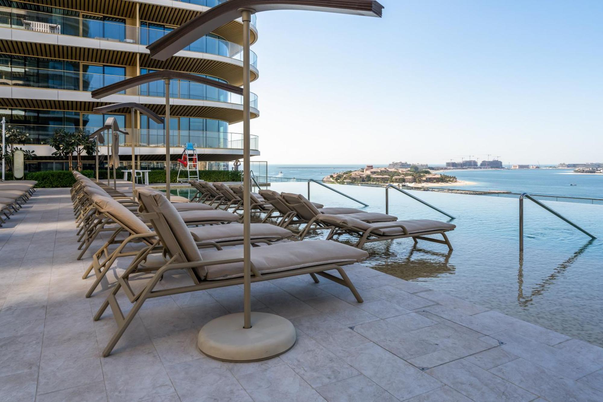 Sea-facing 1br At Beachfront 50 Off Eid Promo Apartment Dubai