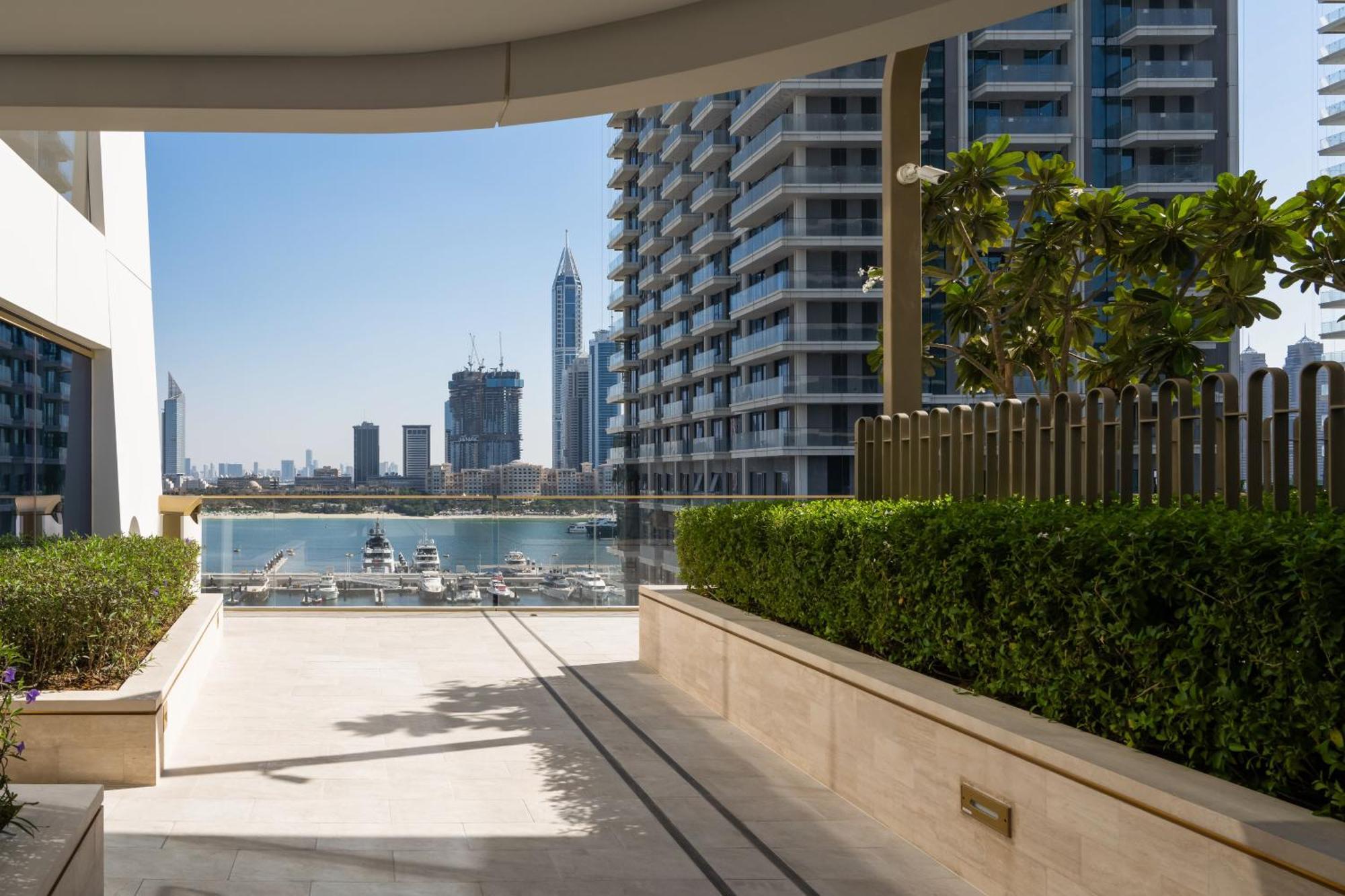 Sea-facing 1br At Beachfront 50 Off Eid Promo Apartment