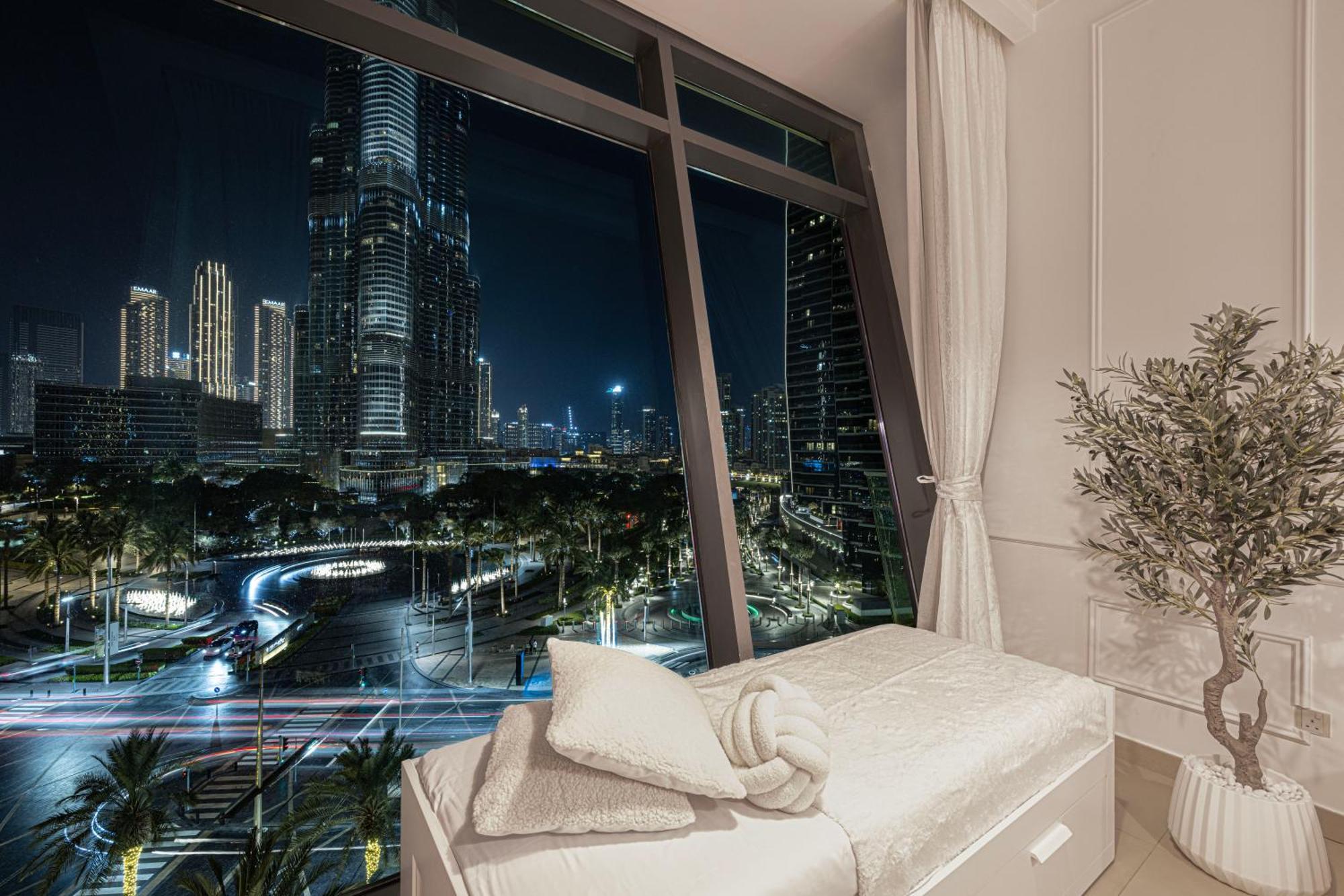 Luxurious 1br With Amazing Burj Khalifa View! *