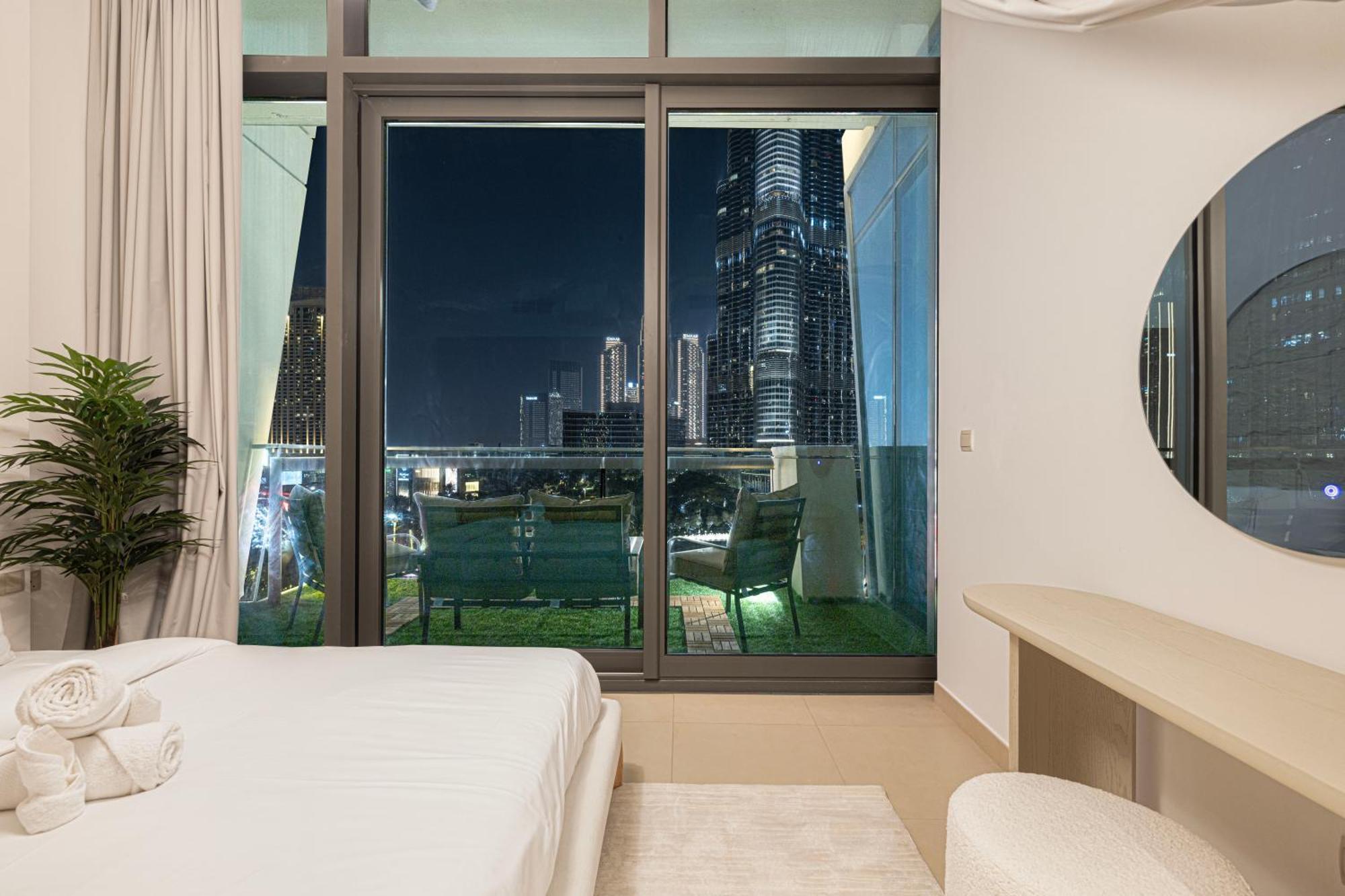 Apartment Luxurious 1br With Amazing Burj Khalifa View! *