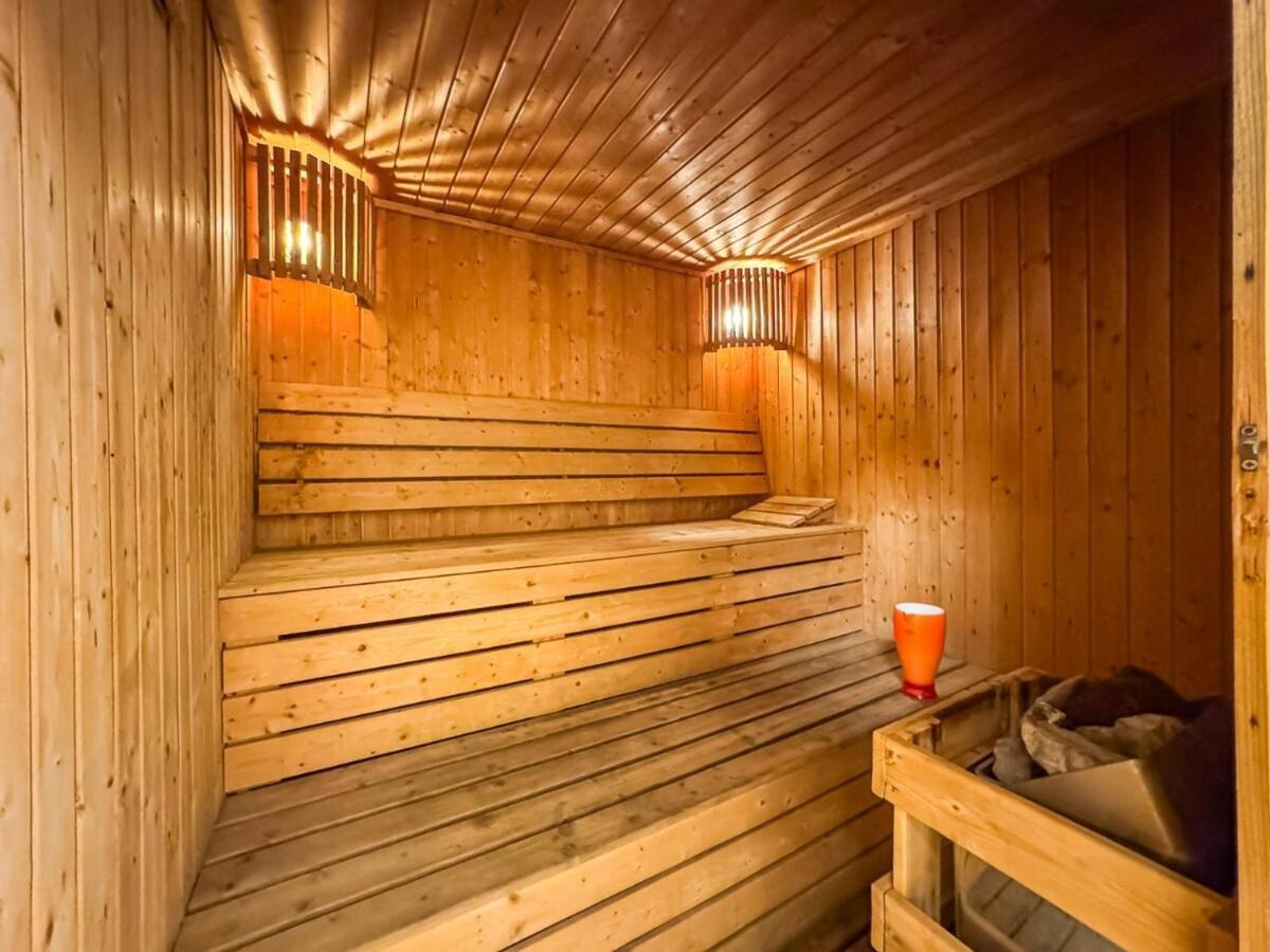Amazing With Sauna, Gym And Pool * Dubai