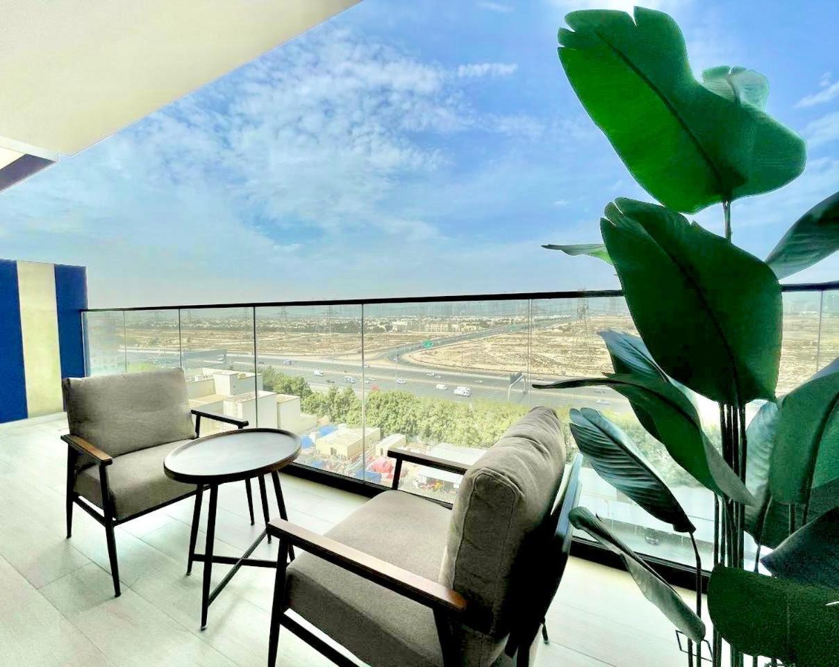 Calm, Modern & Stylish 1br In Jvc *