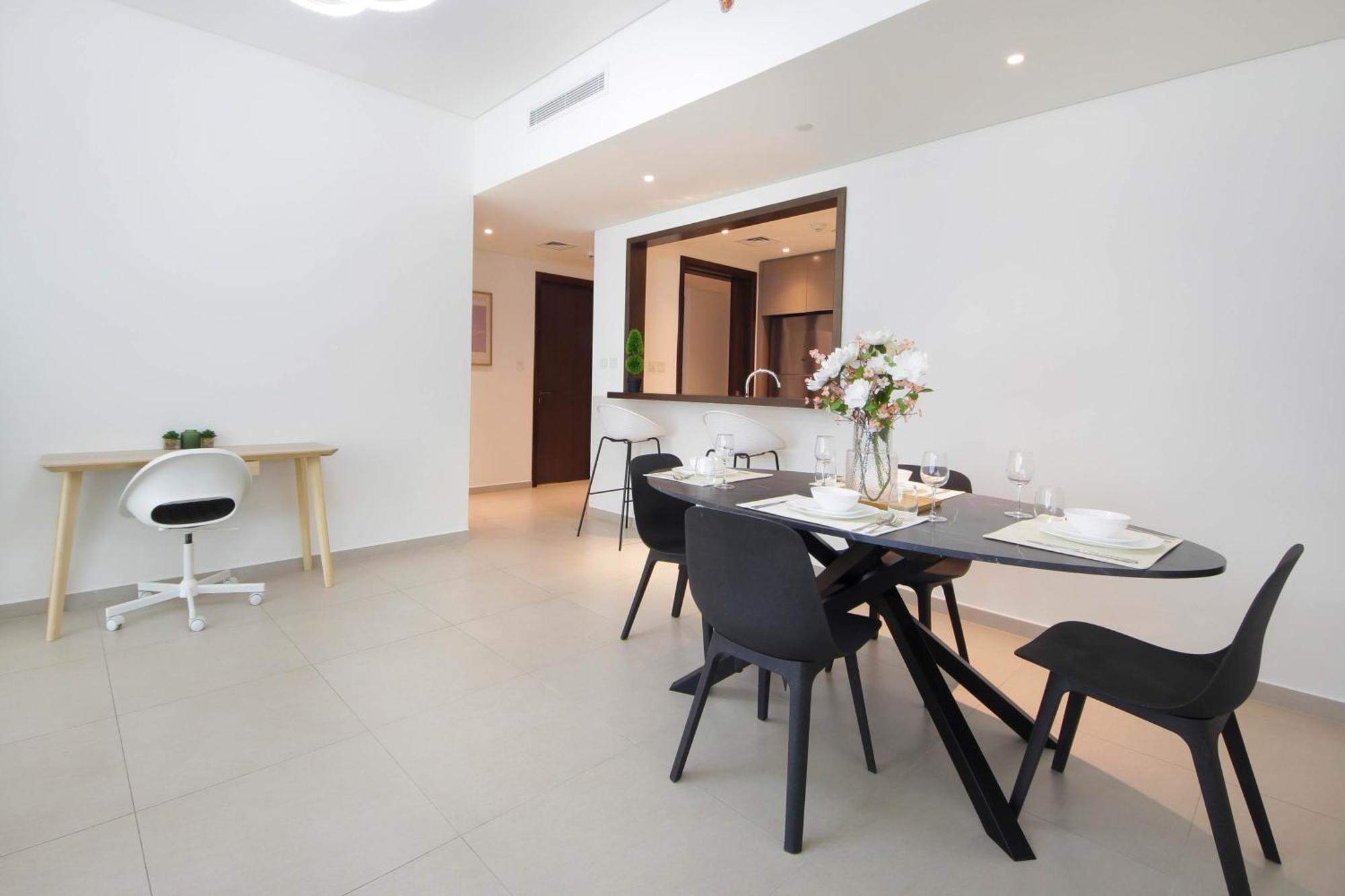 Spacious 2bhk Boulevard Heights Downtown Dubai