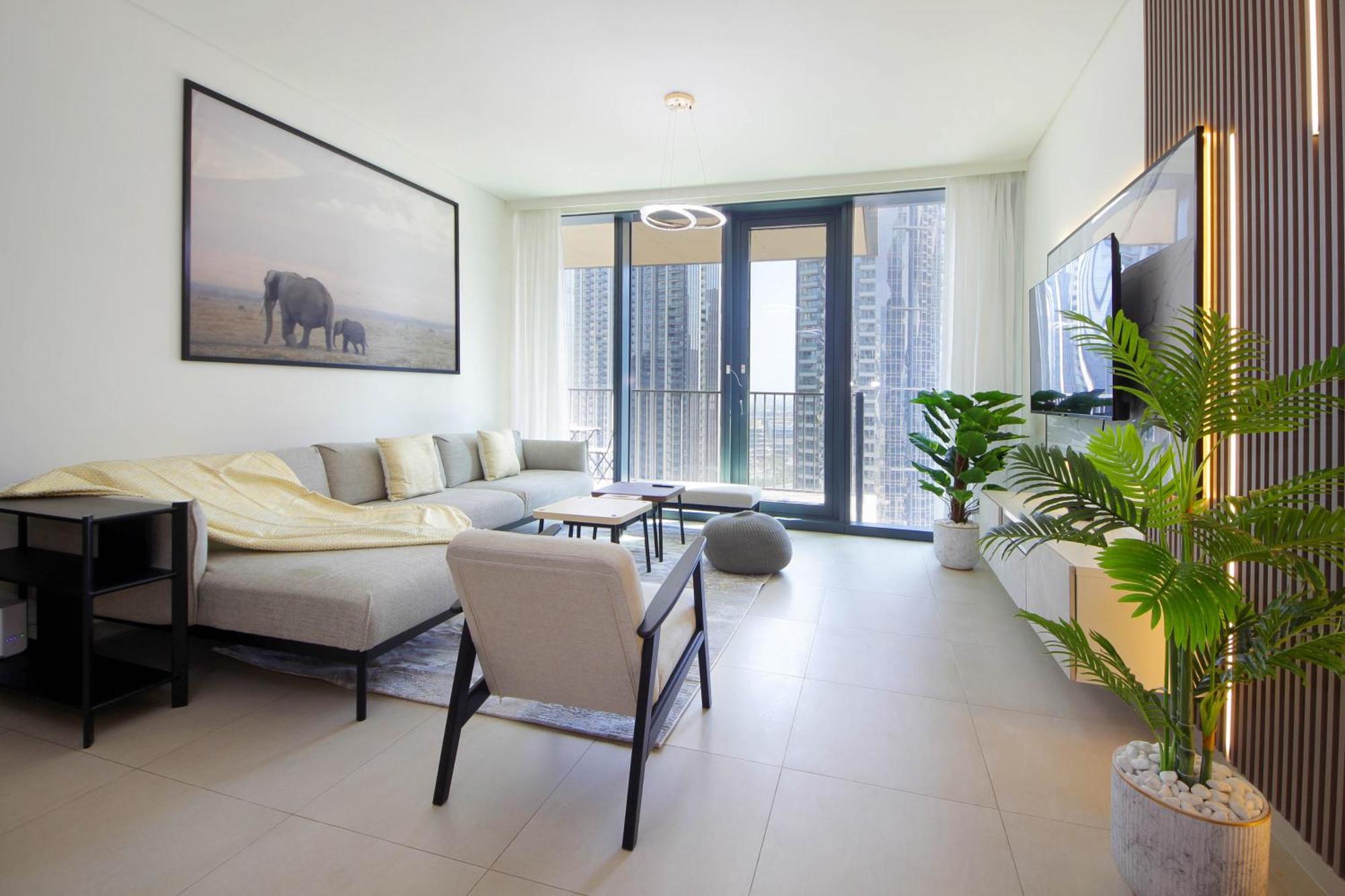 Apartment Spacious 2bhk Boulevard Heights Downtown *