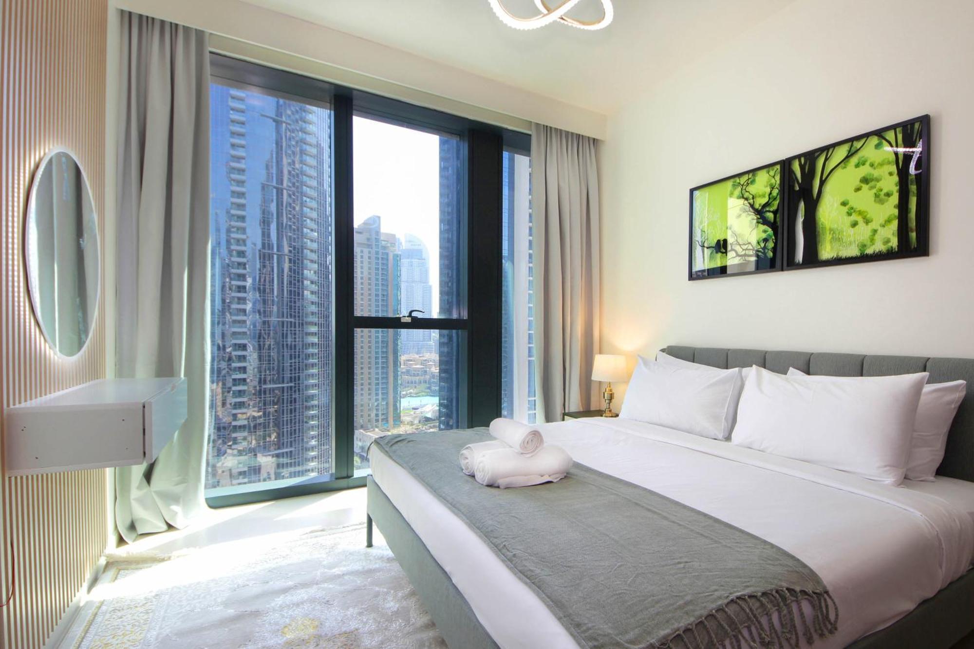 Spacious 2bhk Boulevard Heights Downtown *