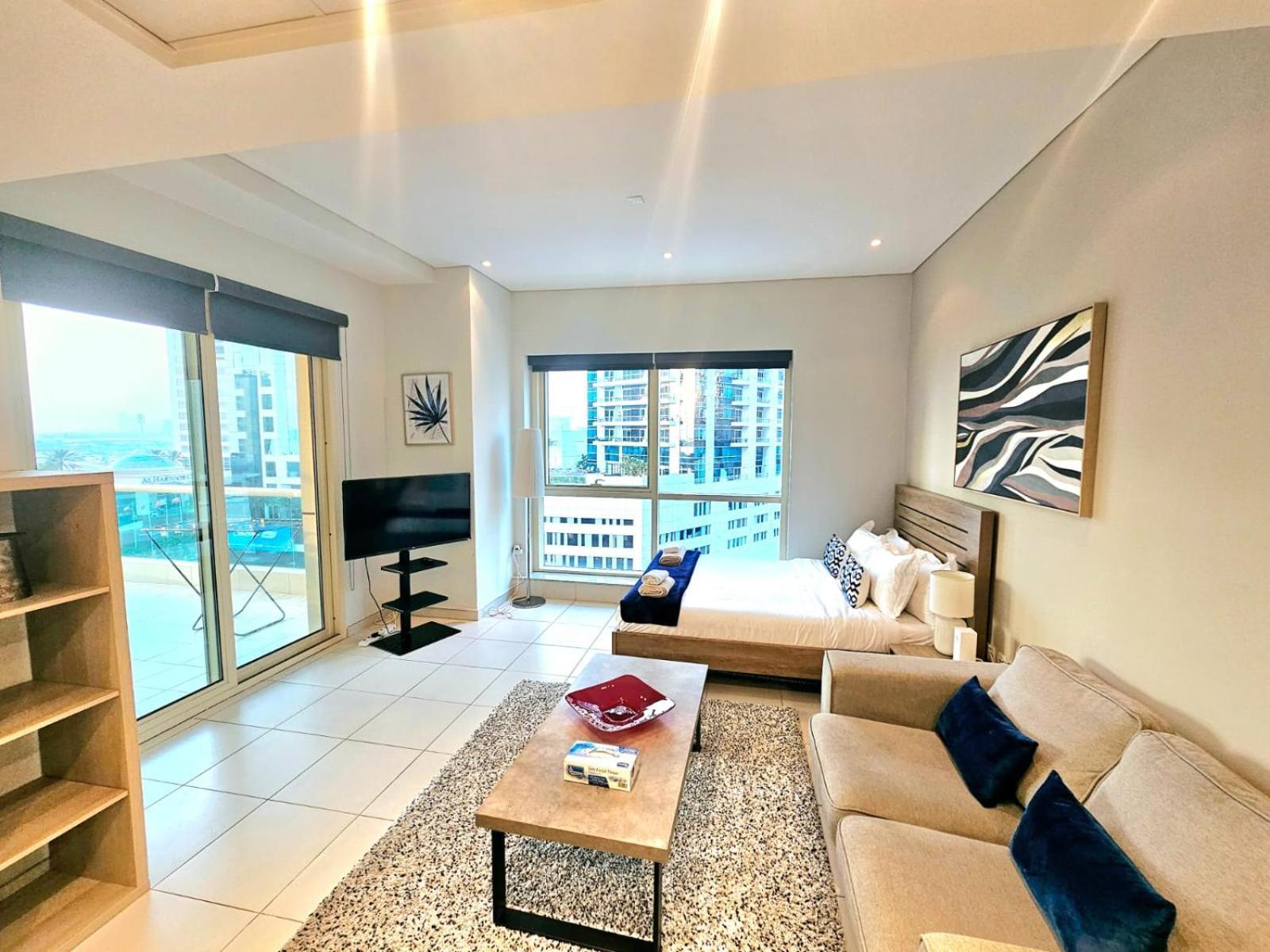 Apartment Sunrise Homes - Near Jbr With Huge Balcony - Harbour Views Dubai