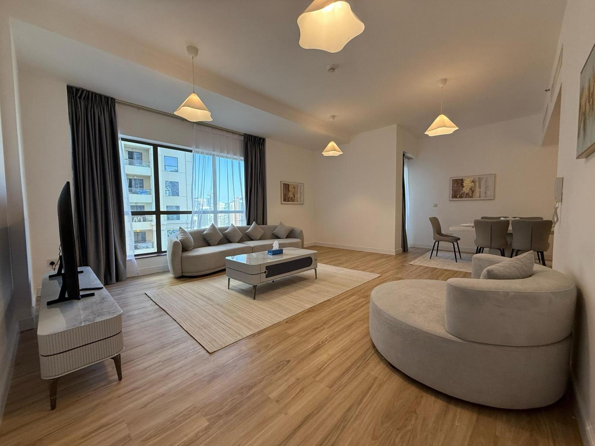 In Jbr, 2-bedroom Rimal 1 Building * Dubai