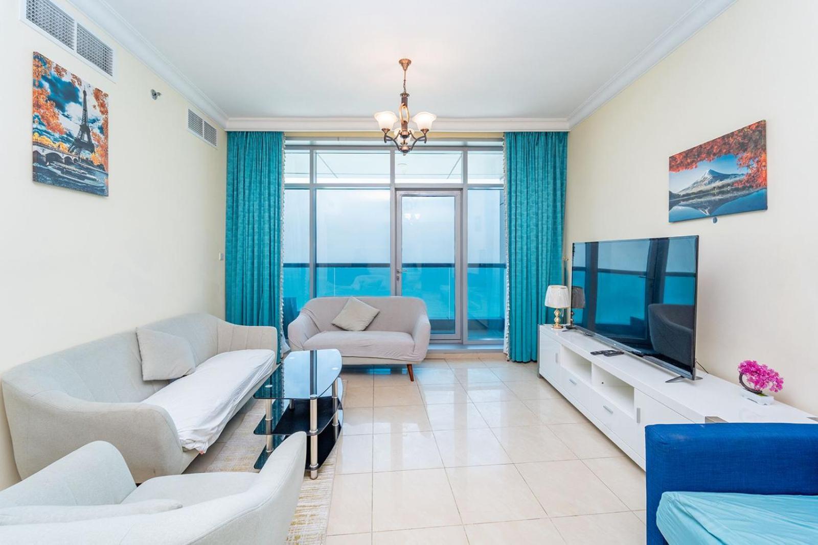 And Haven At Ajman Corniche! * Dubai