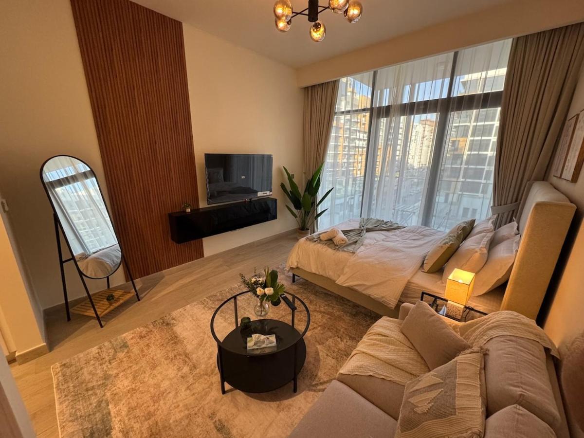 Amazing For Rent Apartment *