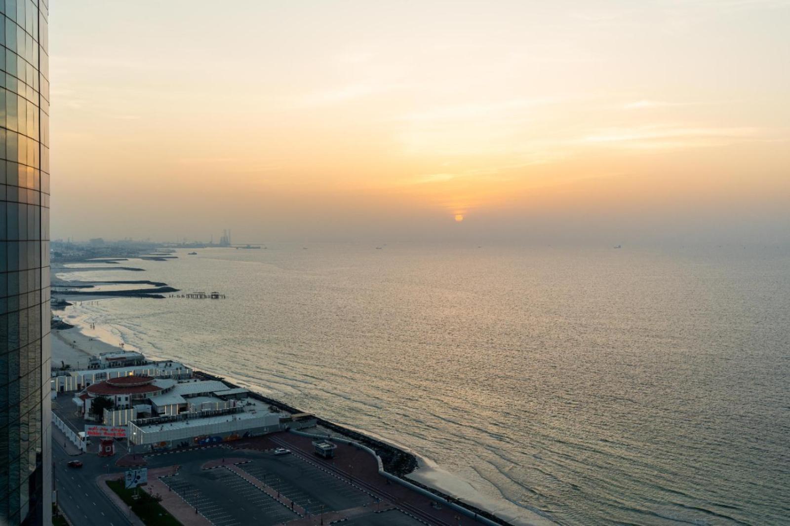 And Haven At Ajman Corniche! Apartment Dubai
