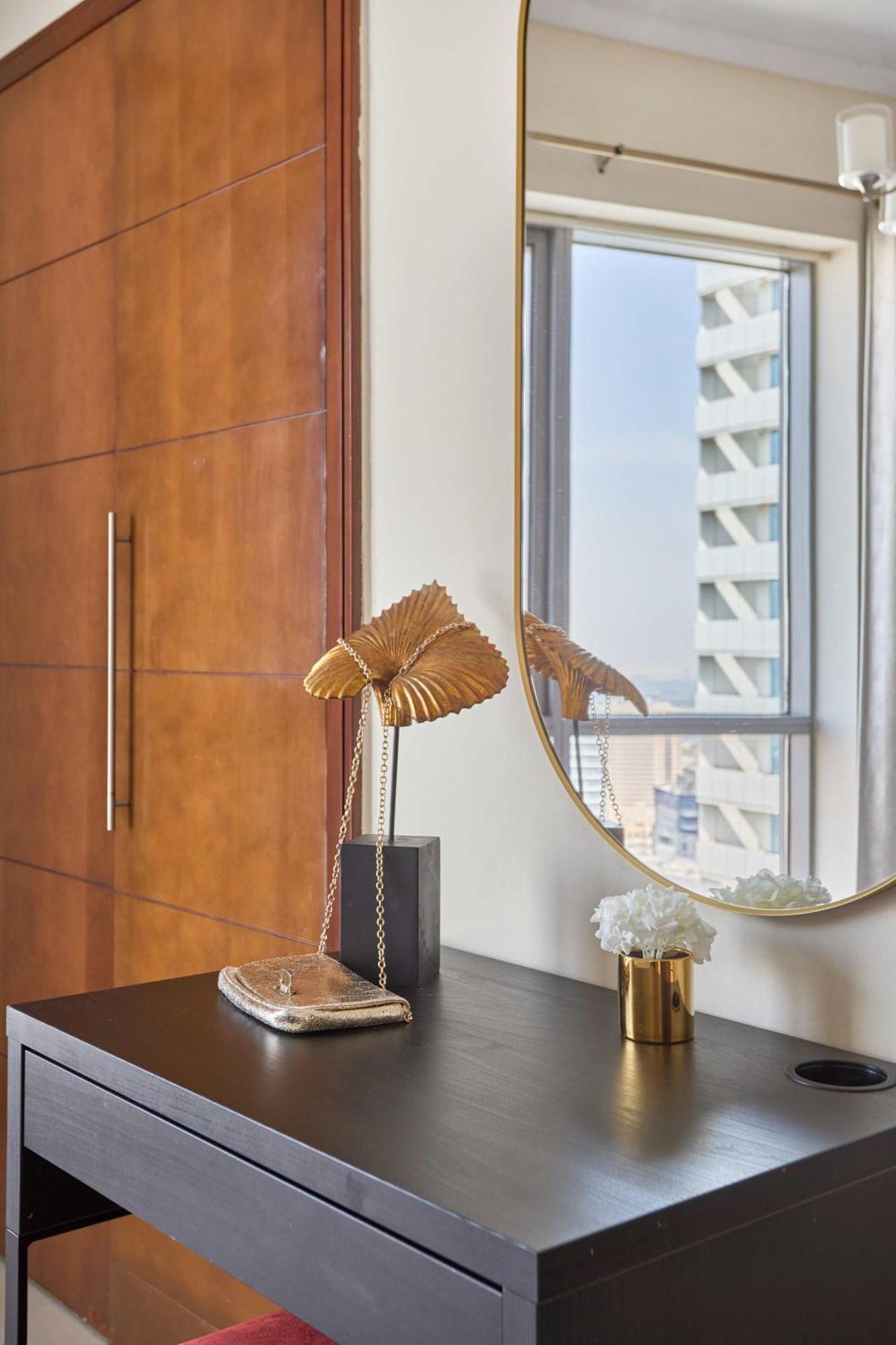 Frank Porter - South Ridge 6 Dubai