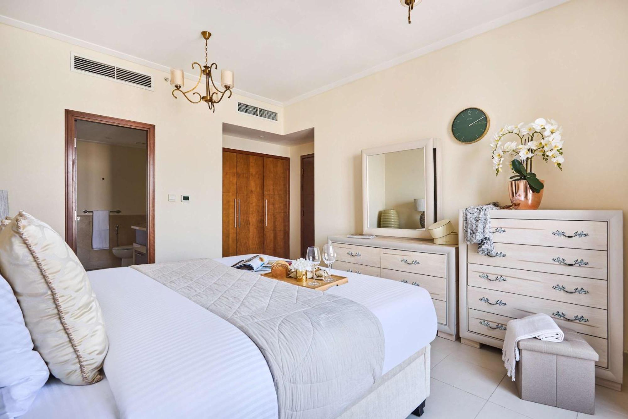 Frank Porter - South Ridge 6 Apartment Dubai