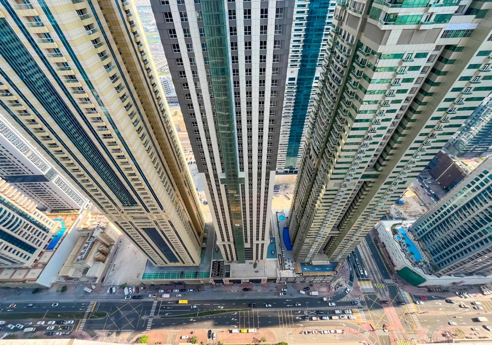 Apartment Livbnb-high Rise 1br With Balcony Near Barasti Dubai