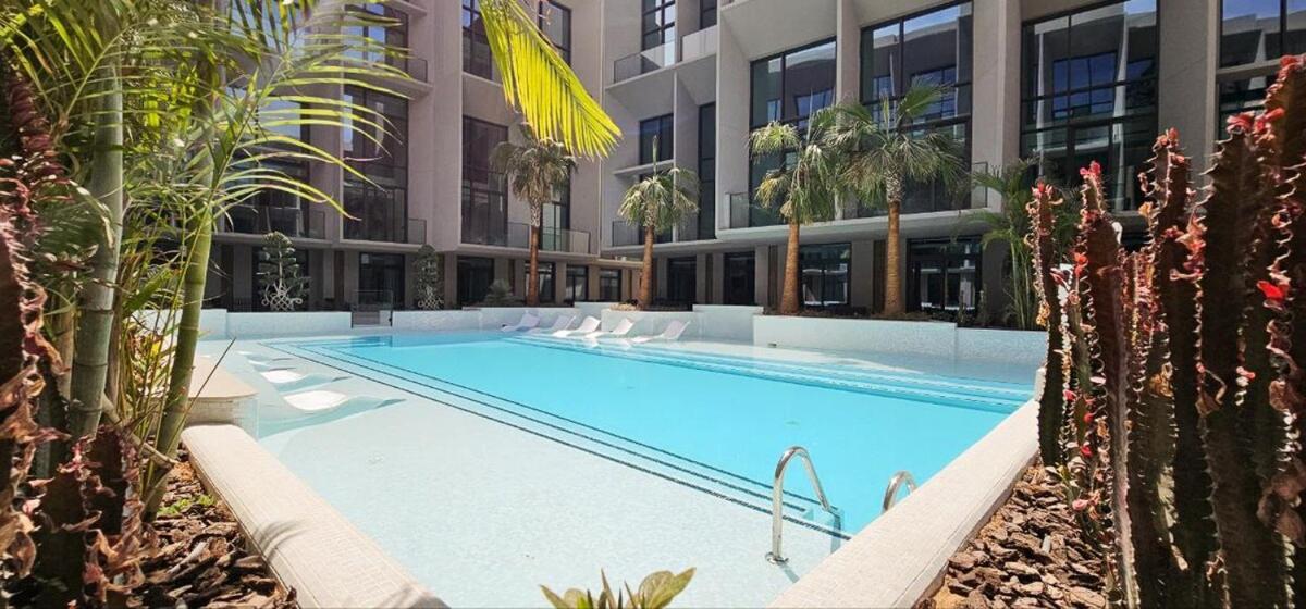 Modern By Czechin Jvc Prime Location Apartment Dubai