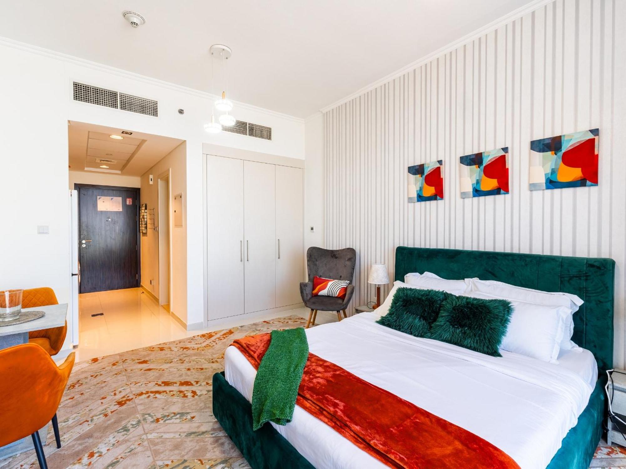 Cozy In Damac Hills - Modern Comfort With Premium Amenities, Managed By Think Realty Apartment Dubai