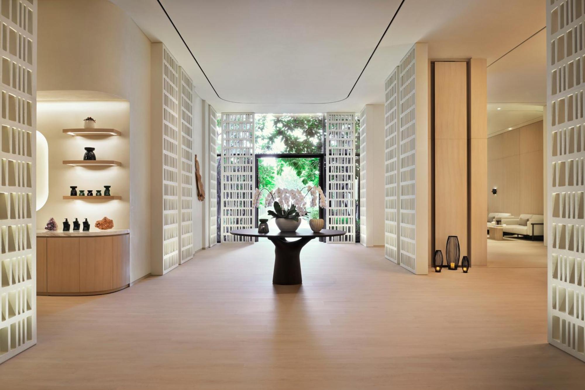 Hotel Banyan Tree At Bluewaters