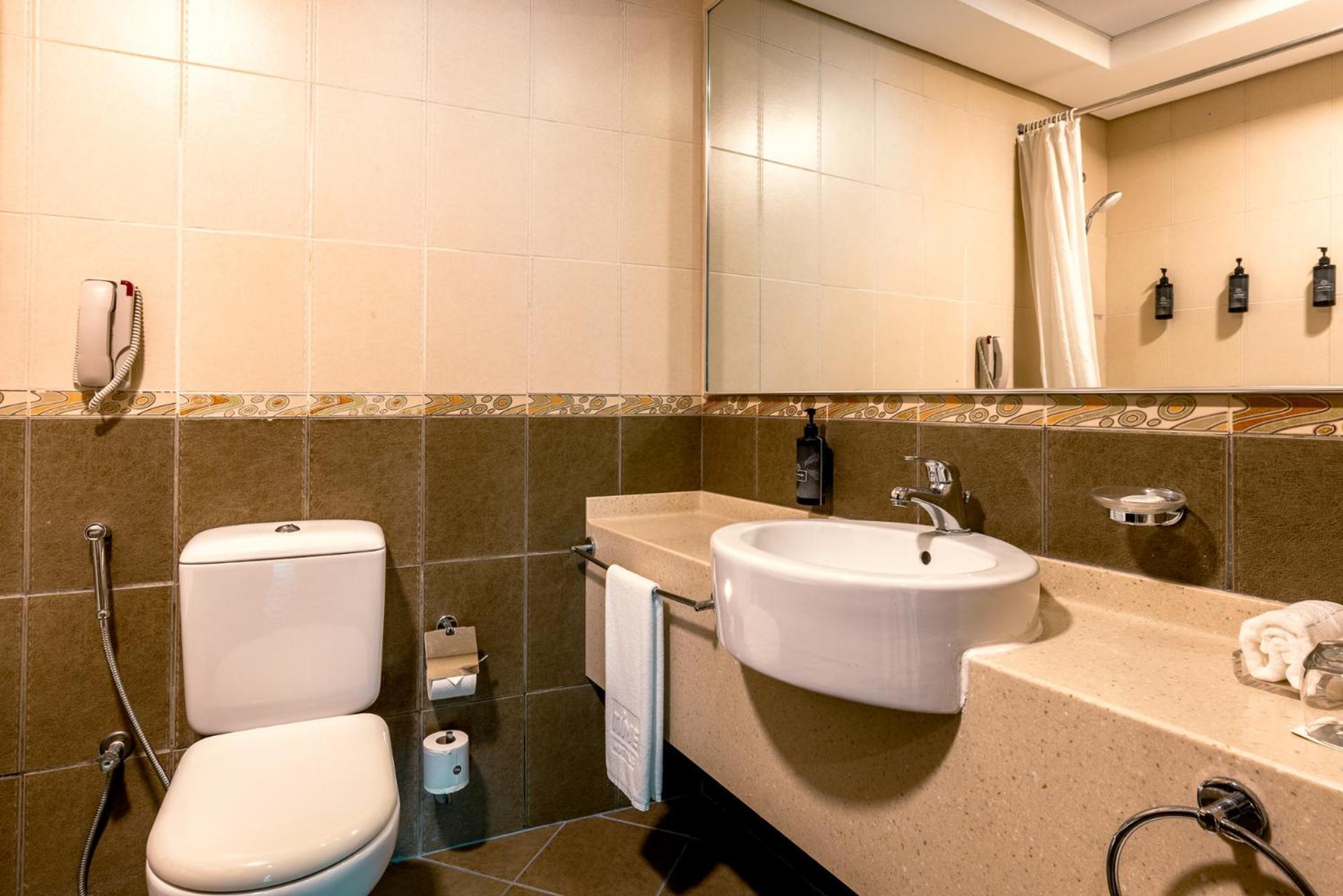Time Oak & Hotel 4*