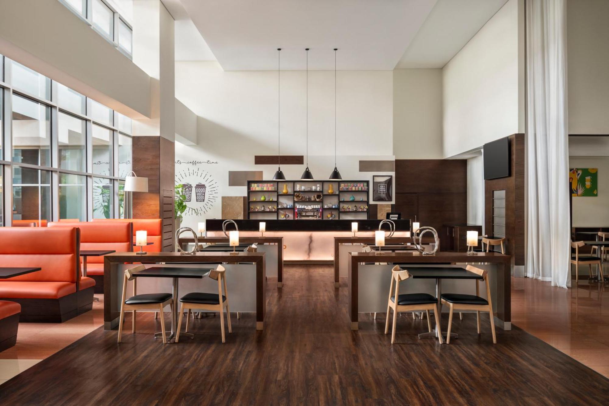 Ibis Dubai Al Rigga 3*