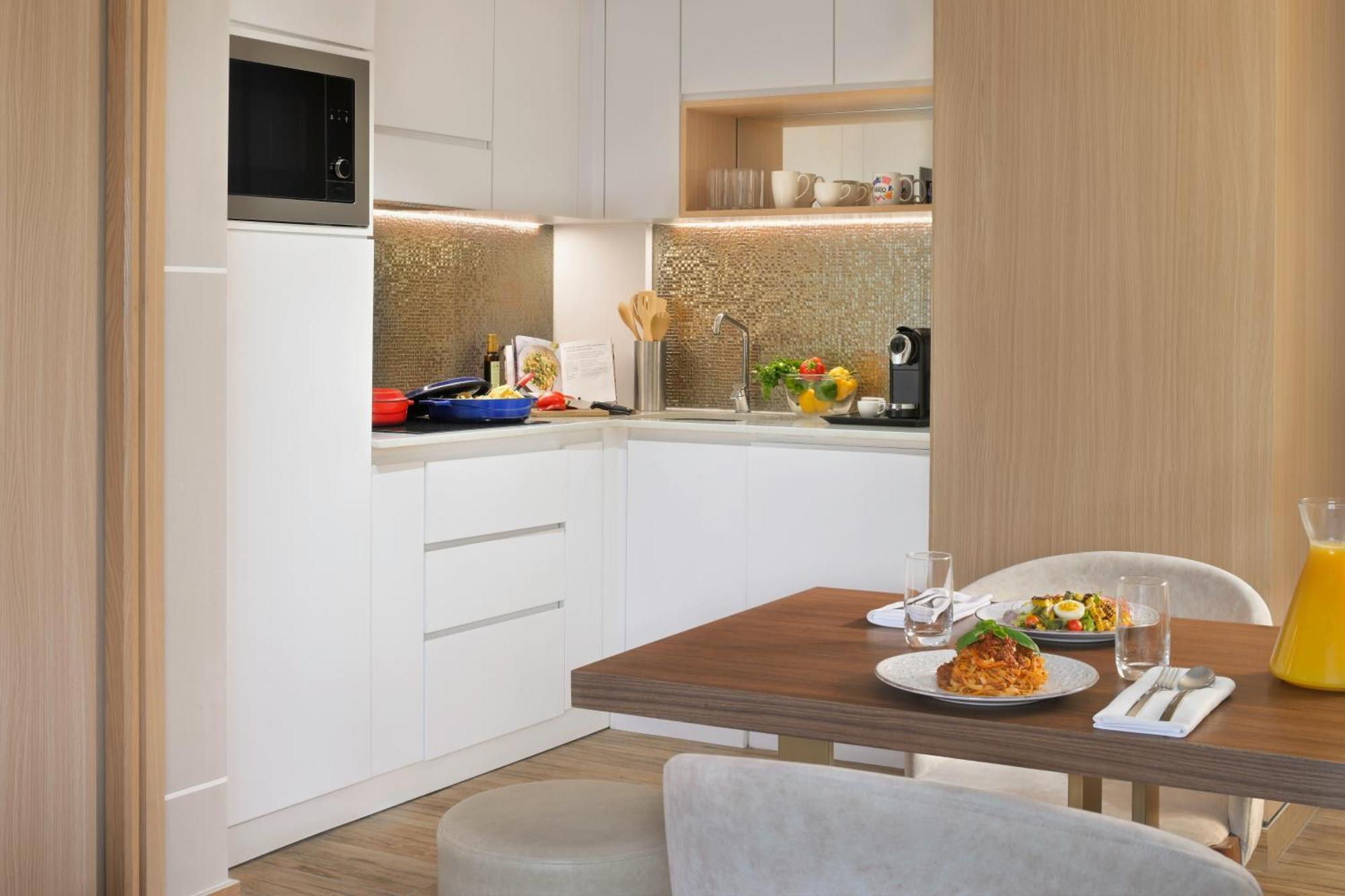 Adagio Premium The Palm 4*