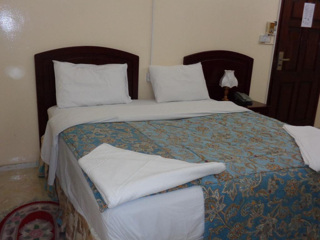 Hotel Sima *