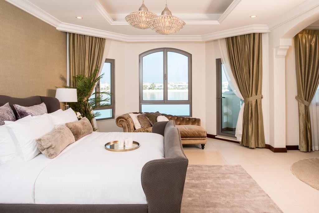 Villa Nasma Luxury Stays - Frond D Palm Jumeirah *