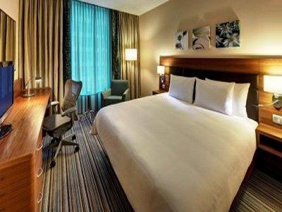 Hilton Garden Deira Hotel Dubai