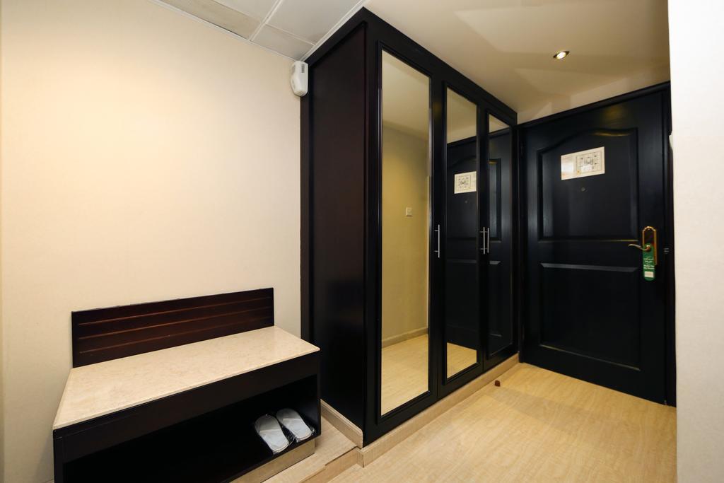 Signature Al Riqqa Hotel