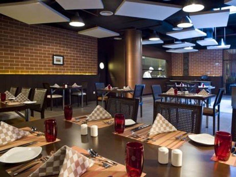 Mercure Gold Jumeirah By Accor Hotel Dubai