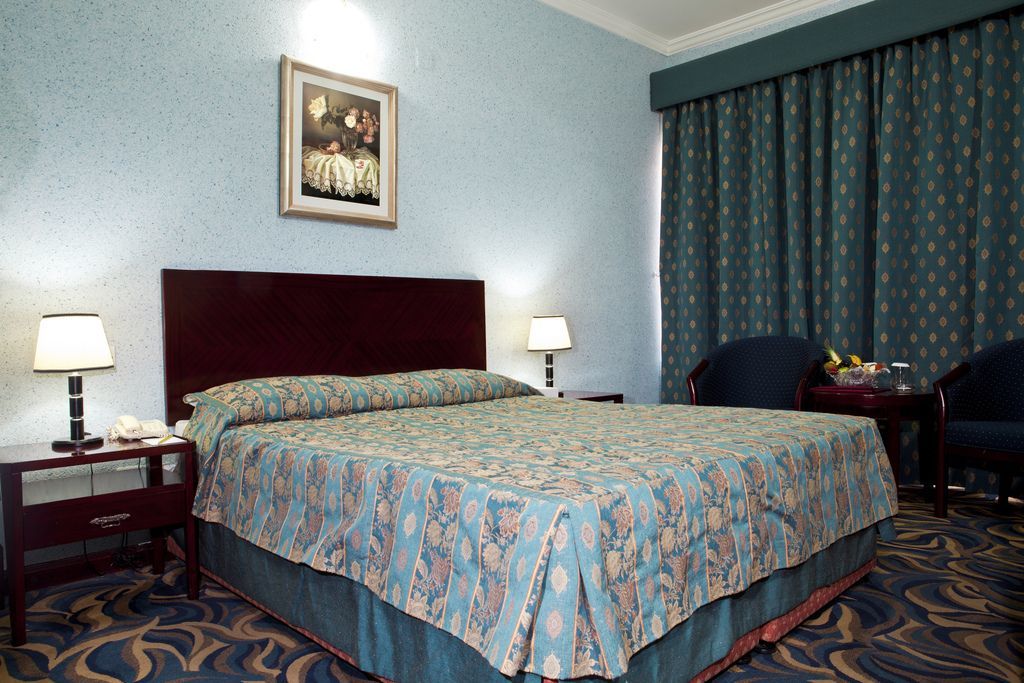 Versailles By Vieras 4*