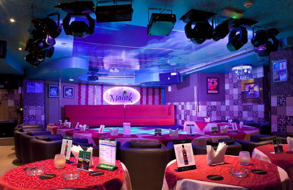 Hotel Versailles By Vieras