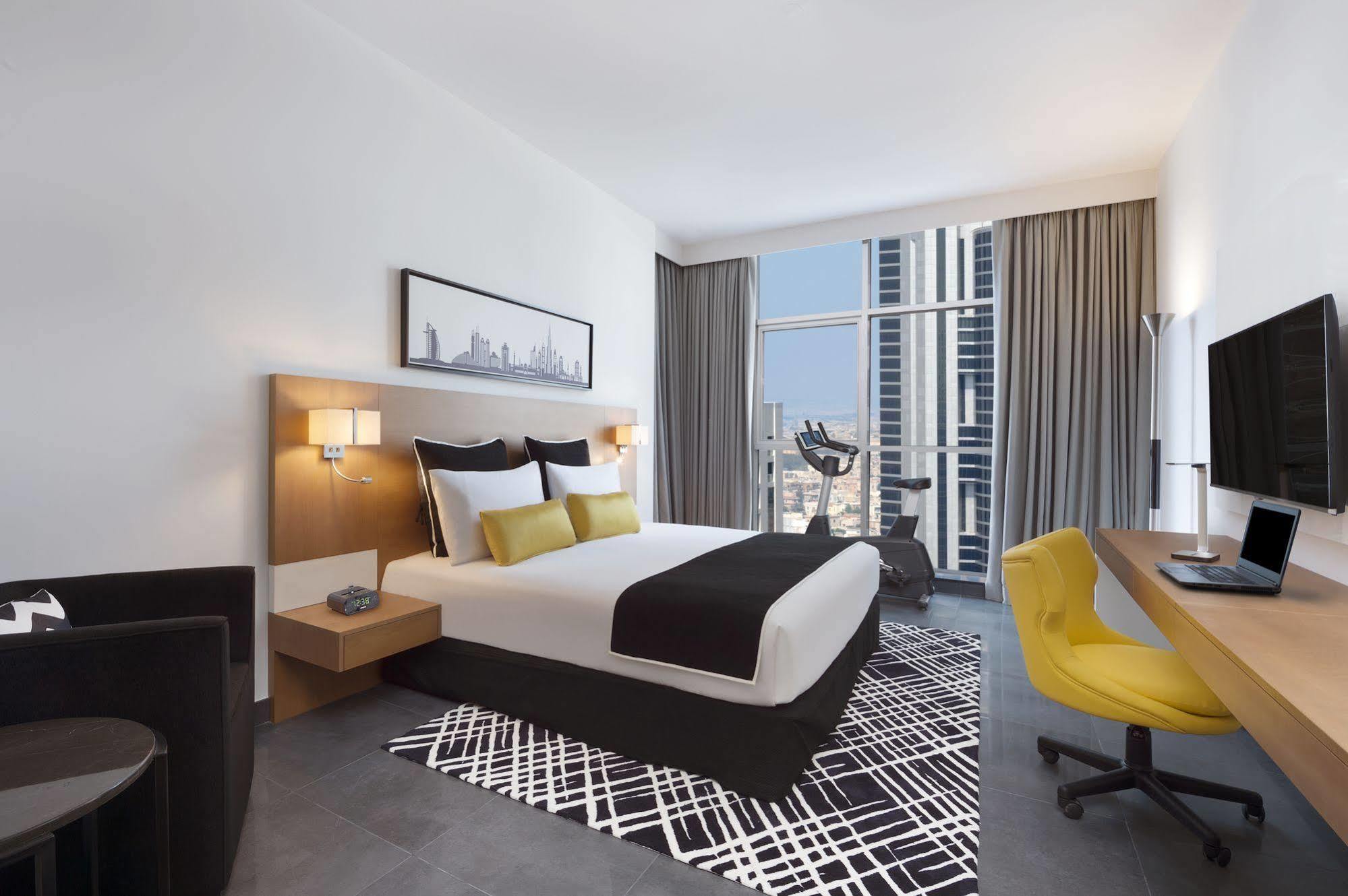 Hotel Tryp By Wyndham Dubai