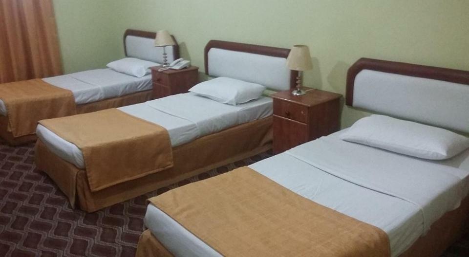 Royal Paris Hotel *