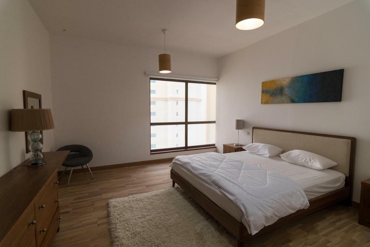 Homes Apartment *