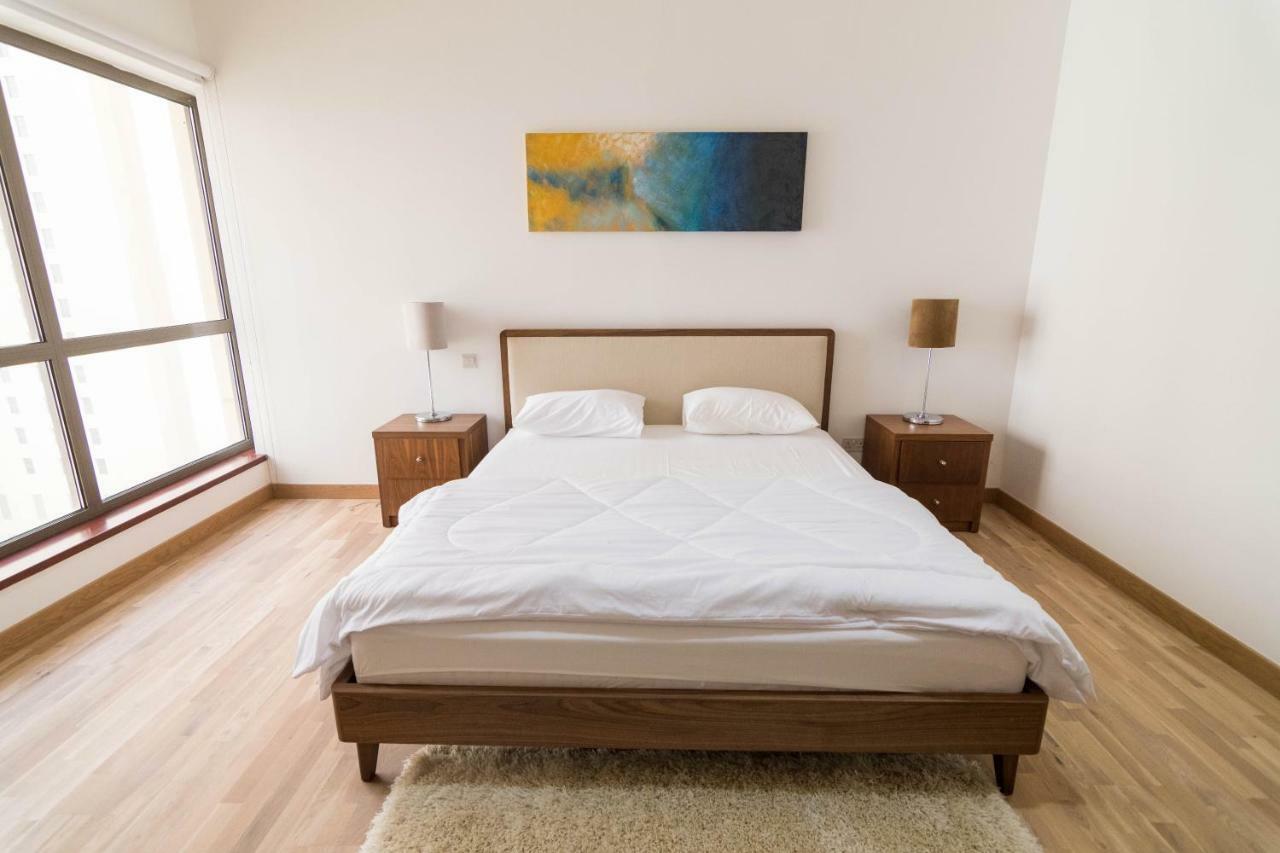 Homes Apartment *