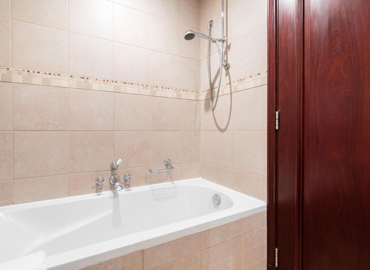 Apartment Maison Privee - Luxury Living Next To Mall & Burj Khalifa *