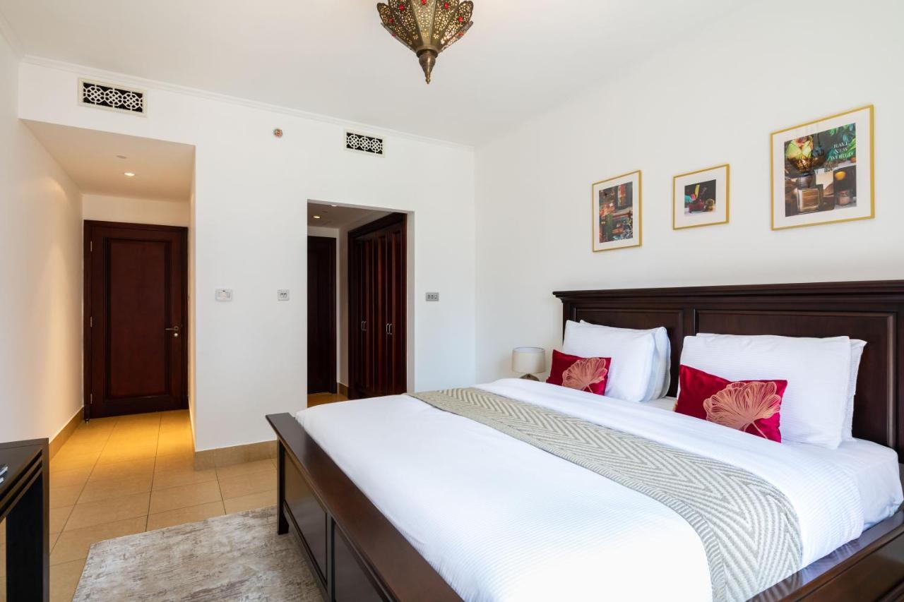 Maison Privee - Luxury Living Next To Mall & Burj Khalifa Apartment Dubai