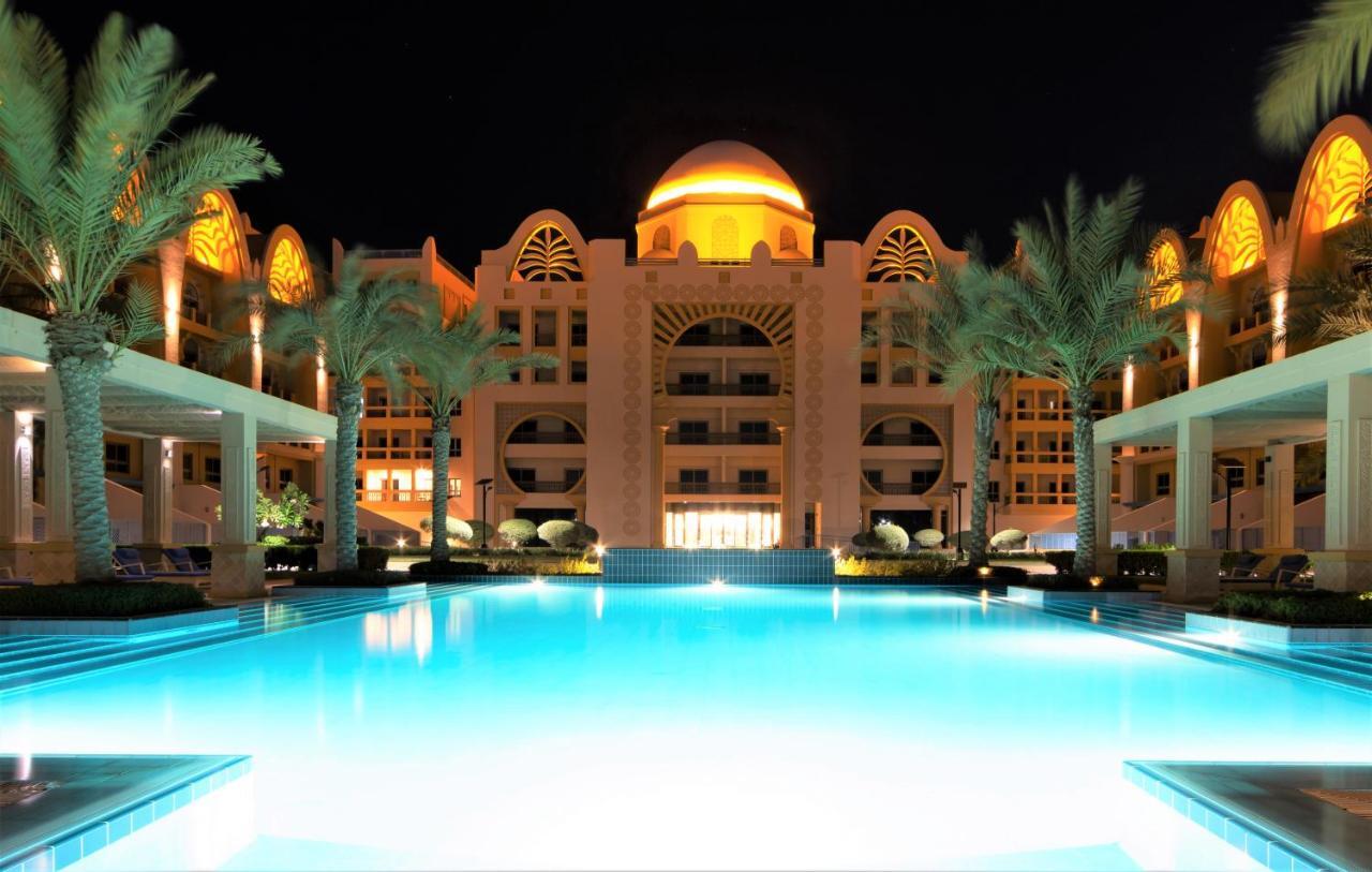 Globalstay At Palm Jumeirah Beachfront Paradise With Pool And Gym Apartment *