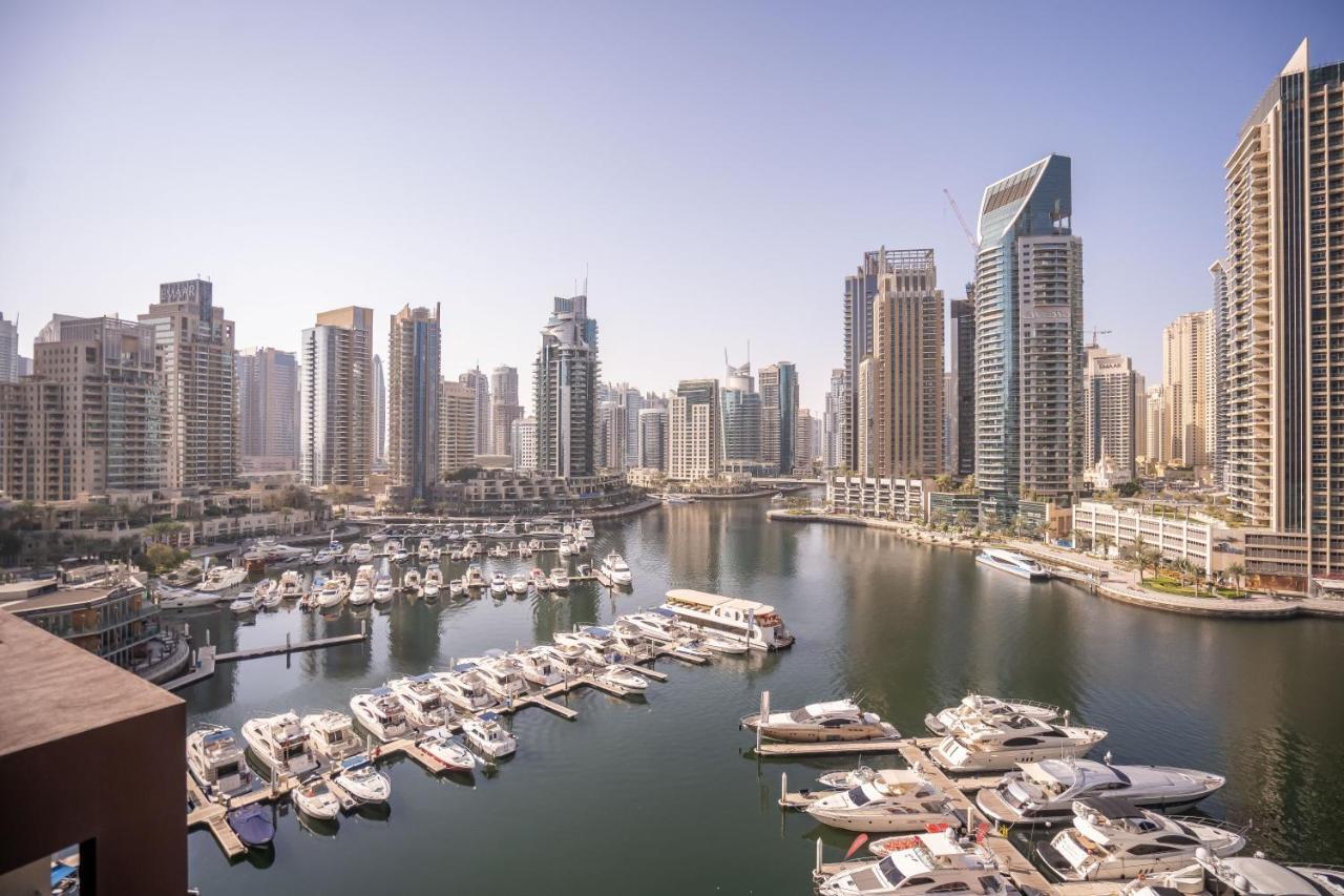Apartment Luton Vacation Homes Marina Gate Tower 2