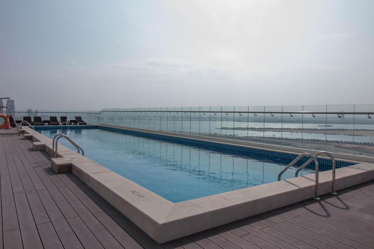 Cozy 1br With Pool And Gym 10mins Away By Drive To Dxb Airport Apartment *