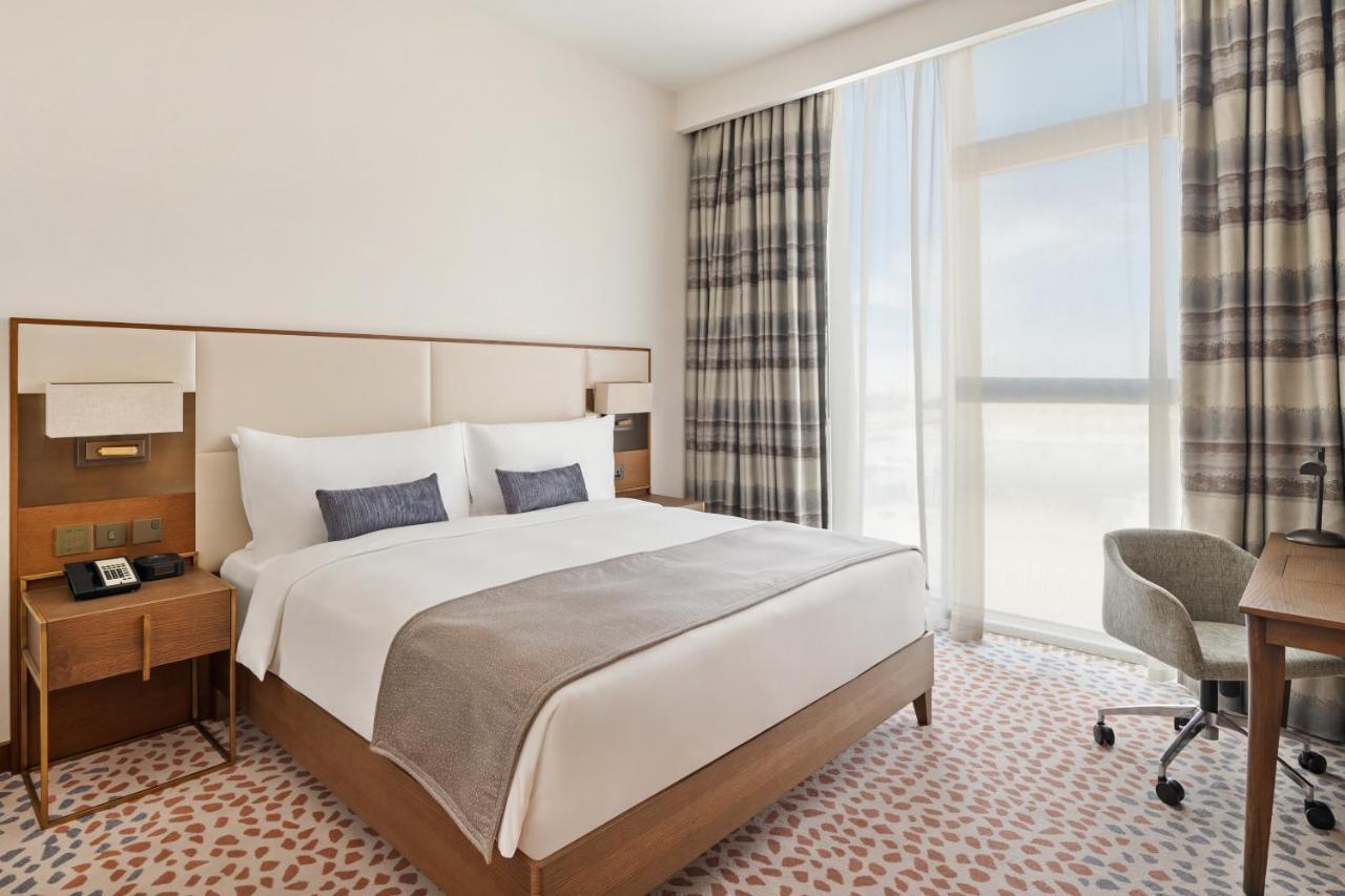 Staybridge Al-maktoum Airport By Ihg Aparthotel 4*